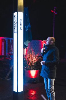M4Energy präsentiert eine Solar-LED-Leuchte im Stadion an der alten Försterei